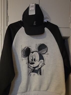 Disney Men's Black and Gray Crewneck Sweatshirt with Sketch Mickey Graphic